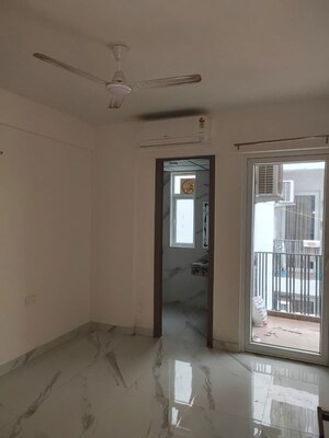 Room in 3.5 BHK Apartment at M3M Soulitude, Sector 89 – for Rent
