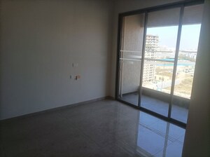 Room in 3 BHK Apartment at Kharadi – for Rent