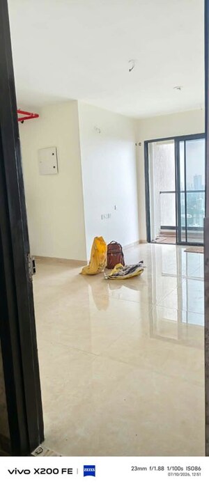 2 BHK Apartment For Rent in Dosti Eastern Bay, Wadala