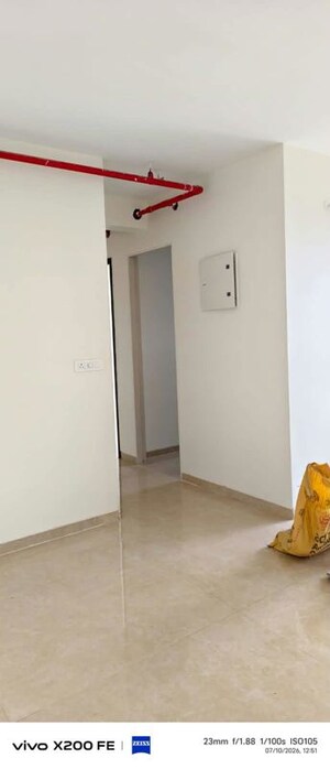 Room in 2 BHK Apartment at Dosti Eastern Bay, Wadala – for Rent