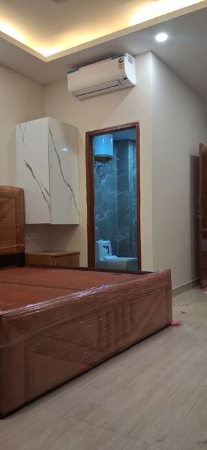 1 RK Builder Floor For Rent in Sector 40