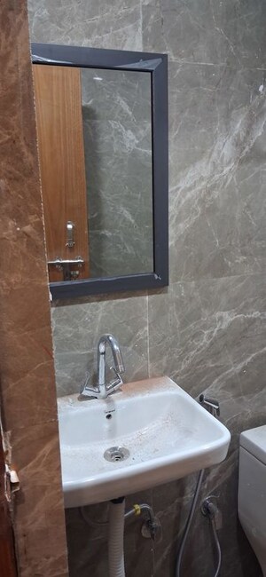 Furnished Amenities in 1 RK Builder Floor at Sector 40 – for Rent