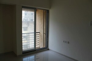 Room in 2 BHK Apartment at Sudarshan Sky Garden, Ghodbunder Road – for Rent