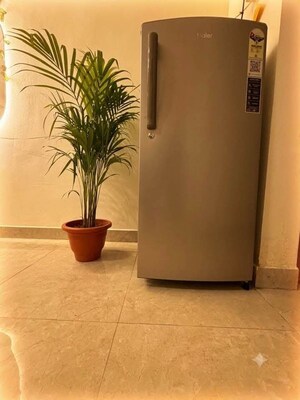 Furnished Amenities in 1 BHK Apartment at Freedom Fighters Enclave – for Rent