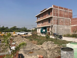  Plot – Exterior View View at Banthra Sikander Pur - for Sale