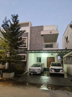 4 BHK Villa For Rent in Manchirevula