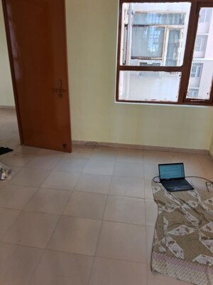 Bathroom in 1 BHK Apartment at Auric City Homes, Sector 82 – for Rent