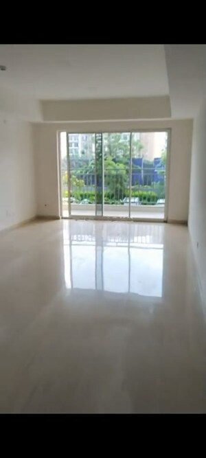 Room in 3 BHK Apartment at Godrej Air Sector 85, Sector 85 – for Rent