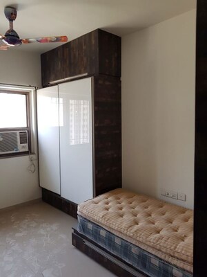 Bathroom in 1.5 BHK Apartment at Platinum Liviano, Kamothe – for Sale