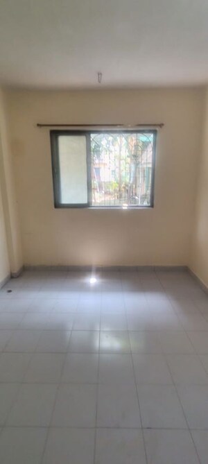 Room in 1 BHK Apartment at Rukmini Plaza, Airoli Sector 20 – for Sale