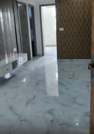 Room in 3 BHK Builder Floor at Sarfabad Village – for Rent