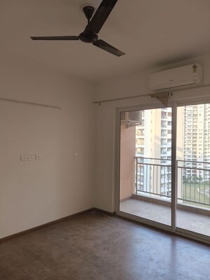 Room in 2 BHK Apartment at Shapoorji Pallonji Joyville Gurgaon, Sector 102 – for Rent
