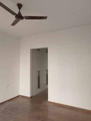 Room in 2 BHK Apartment at Shapoorji Pallonji Joyville Gurgaon, Sector 102 – for Rent