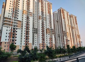 3 BHK Apartment For Sale in Aparna Sarovar Zicon, Nallagandla