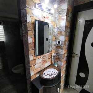 Room in 2 BHK Apartment at Sai Crystal, Kharghar – for Rent