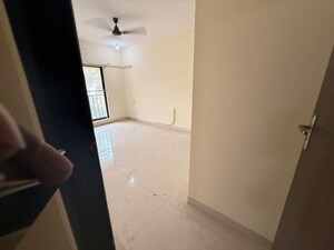 Furnished Amenities in 3 BHK Apartment at Laxmi Raajvilas, Goregaon West – for Sale