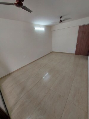 Room in 4 BHK Villa at Mantra Montana Phase 6, Dhanori – for Rent