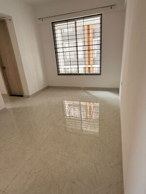 Room in 1 BHK Apartment at Zen Elite, Kharadi – for Rent