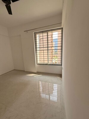 Room in 1 BHK Apartment at Zen Elite, Kharadi – for Rent