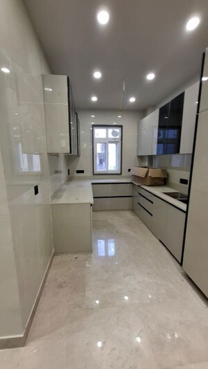 Kitchen in 3 BHK Builder Floor at Shalimar Bagh – for Sale