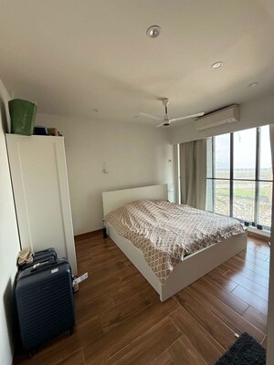 Bedroom in 2 BHK Apartment at Dosti Eastern Bay, Wadala – for Rent