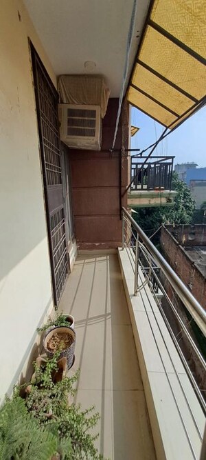 Balcony in 1 BHK Builder Floor at Paryavaran Complex – for Rent