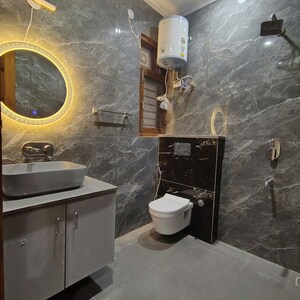 Team Area in 1 BHK Builder Floor at Sector 40 – for Rent