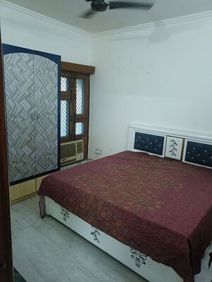Bedroom in 3 BHK Apartment at Ip Extension – for Rent