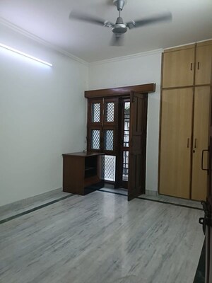 Master Bedroom in 3 BHK Apartment at Ip Extension – for Rent