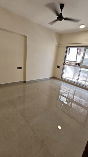 Room in 2 BHK Apartment at Omkar Vive, Kurla – for Rent