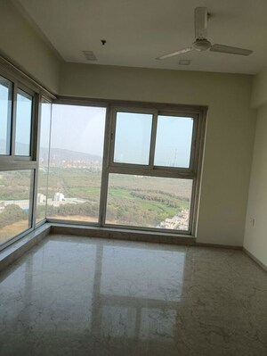 Room in 2 BHK Apartment at Dosti Eastern Bay, Wadala – for Rent