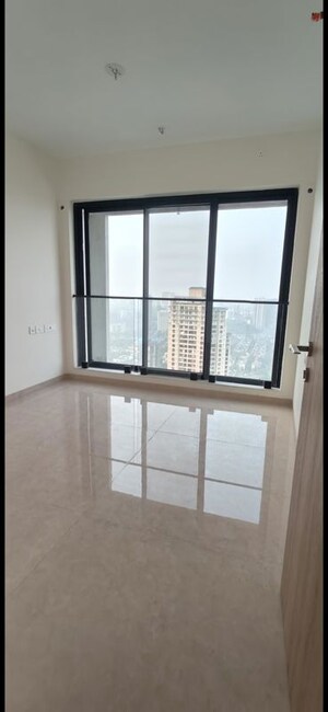 Room in 2 BHK Apartment at Lodha New Cuffe Parade, Wadala – for Rent