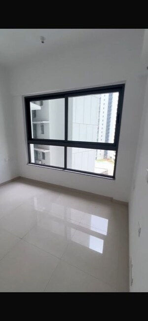 2 BHK Apartment For Sale in Indiabulls One Indiabulls, Pokhran Road No Two