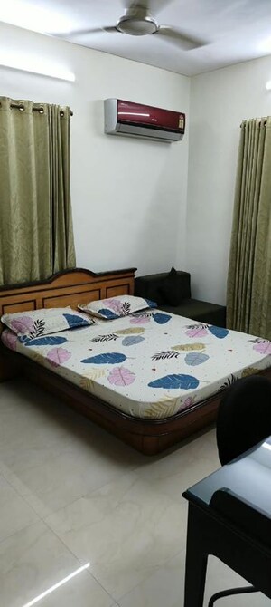 Bedroom in 2 BHK Apartment at Bandra West – for Rent
