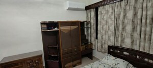 Bedroom in 2 BHK Apartment at Bandra West – for Rent
