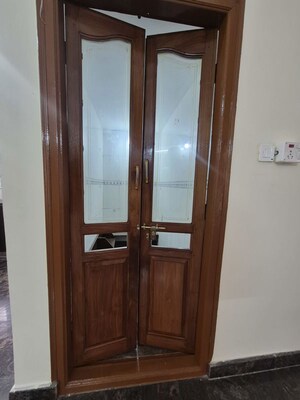 Furnished Amenities in 1 BHK Builder Floor at Panduranga Nagar – for Rent
