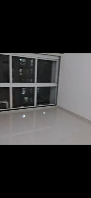 Room in 2 BHK Apartment at Godrej Central, Chembur – for Rent