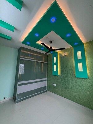 Room in 3 BHK Apartment at GM Global Techies Town, Electronic City Phase I – for Rent