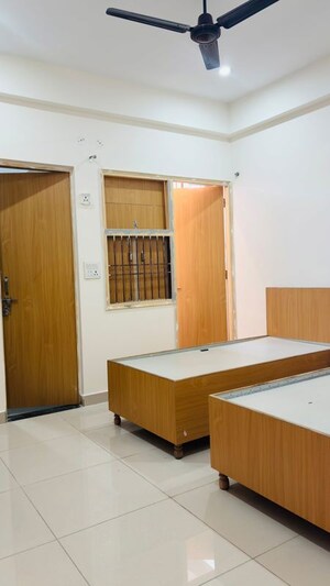 Pg For Rent in Chhalera
