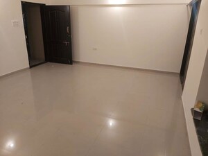 Room in 2 BHK Apartment at Kumar Kruti, Kalyani Nagar – for Sale