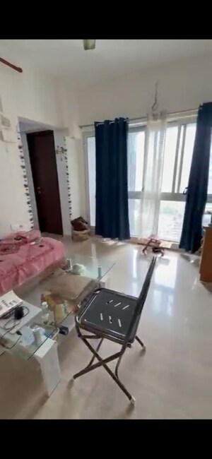 1 BHK Apartment For Rent in Omkar Signet, Malad East
