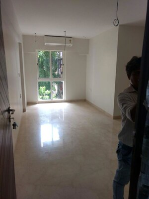 Room in 2 BHK Apartment at Omkar Meridia, Kurla West – for Rent