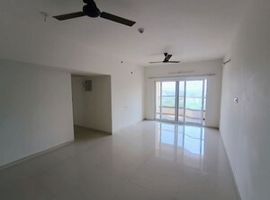 Room in 3 BHK Apartment at Naiknavare Avon Vista Balewadi, Balewadi – for Rent