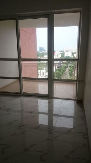 Room in 3 BHK Apartment at SDS NRI Residency Omega II, Omega Ii Greater Noida – for Sale