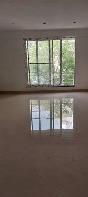 Room in 3 BHK Apartment at Jayanagar 6th Block – for Sale