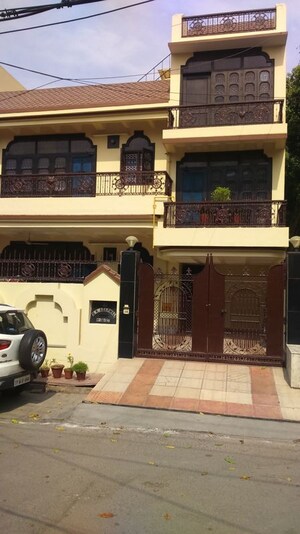 1 RK Apartment For Rent in Sector 27