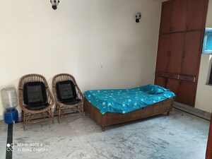 Bedroom in 1 RK Apartment at Sector 27 – for Rent