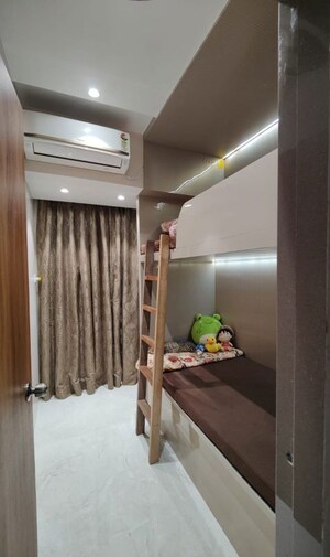 Room in 2 BHK Apartment at Pushpak Nagar – for Sale