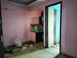 Room in  Builder Floor at Vishnu Garden – for Sale