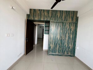 2 BHK Apartment For Rent in Pyramid Urban Homes 2, Sector 86